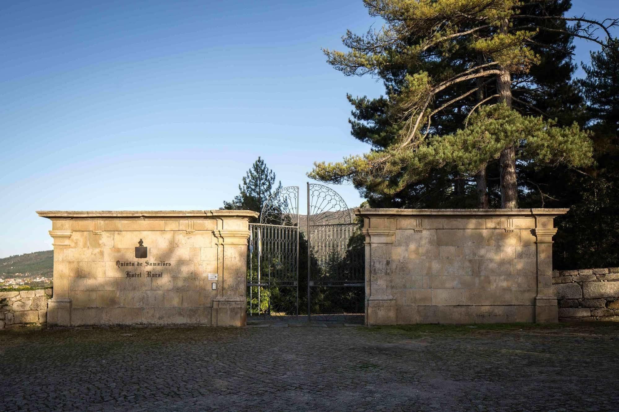 ホテル Rural Casa Samaioes シャヴェス エクステリア 写真